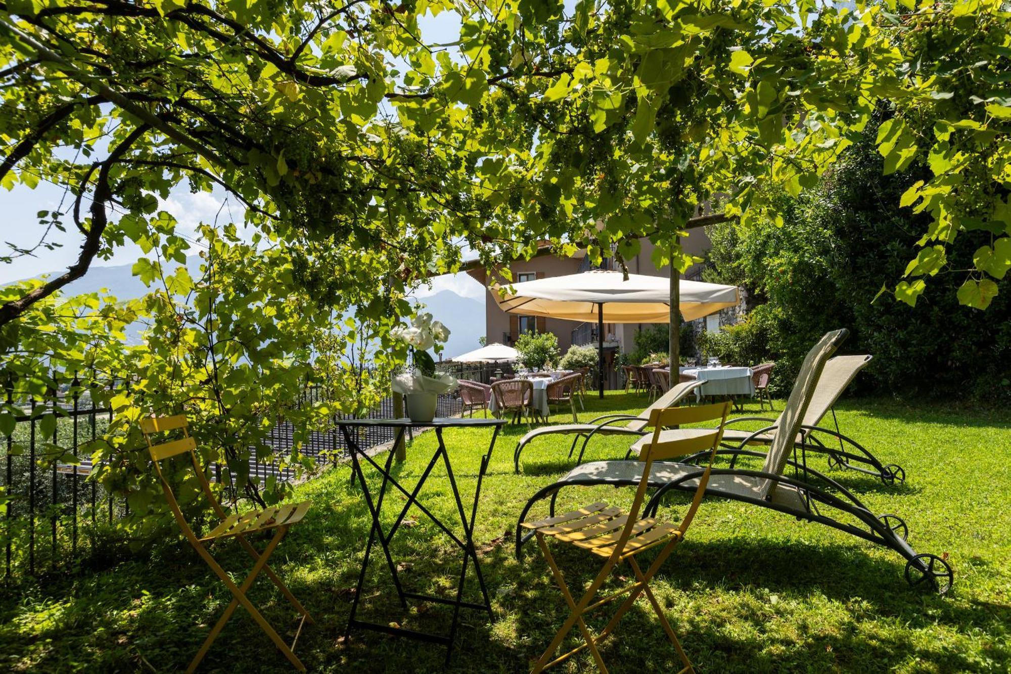 فيلا Agritur Eden Marone ريفا ديل غاردا المظهر الخارجي الصورة